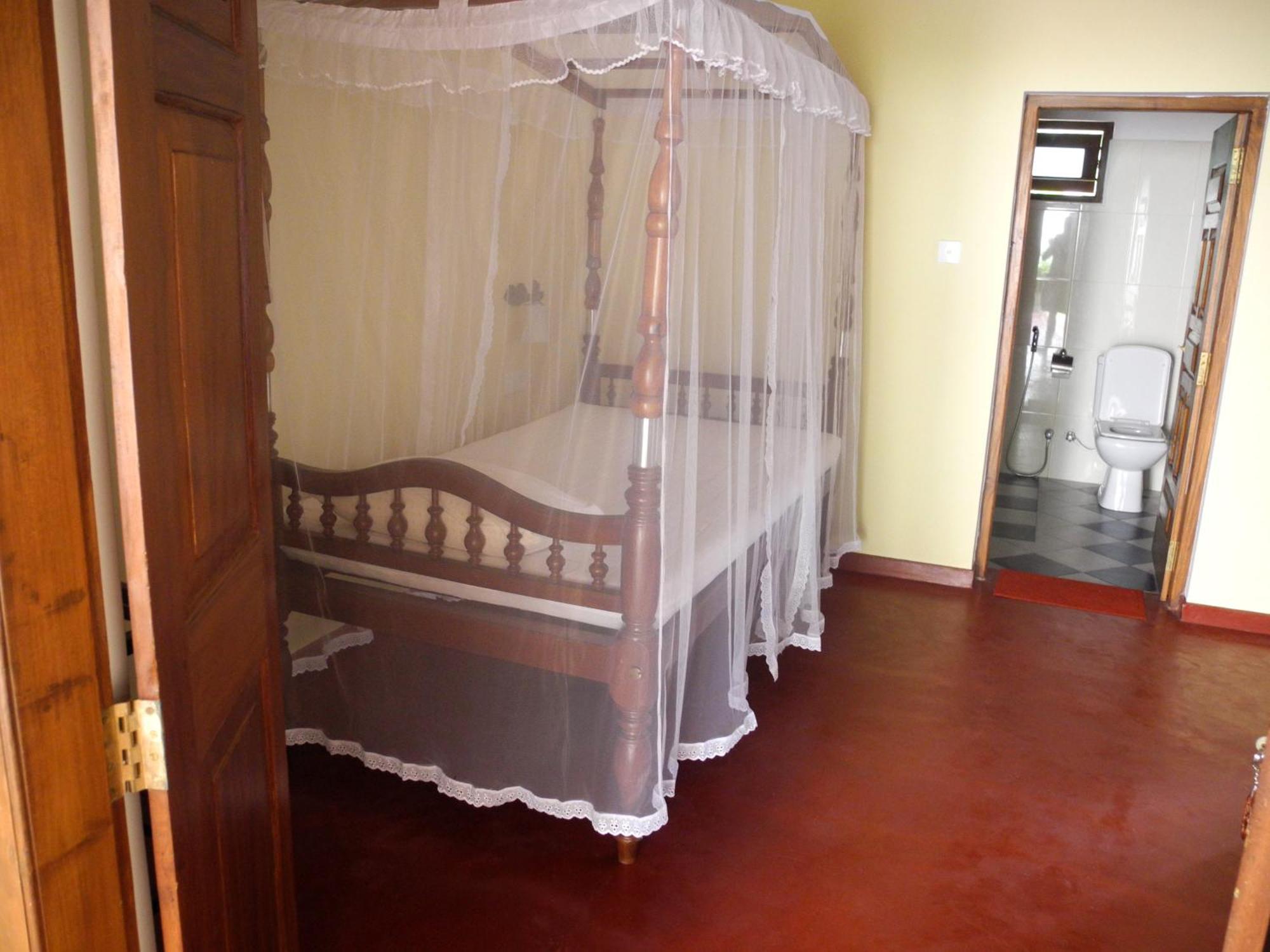 Top Of The Hill Guesthouse Weligama Exterior photo