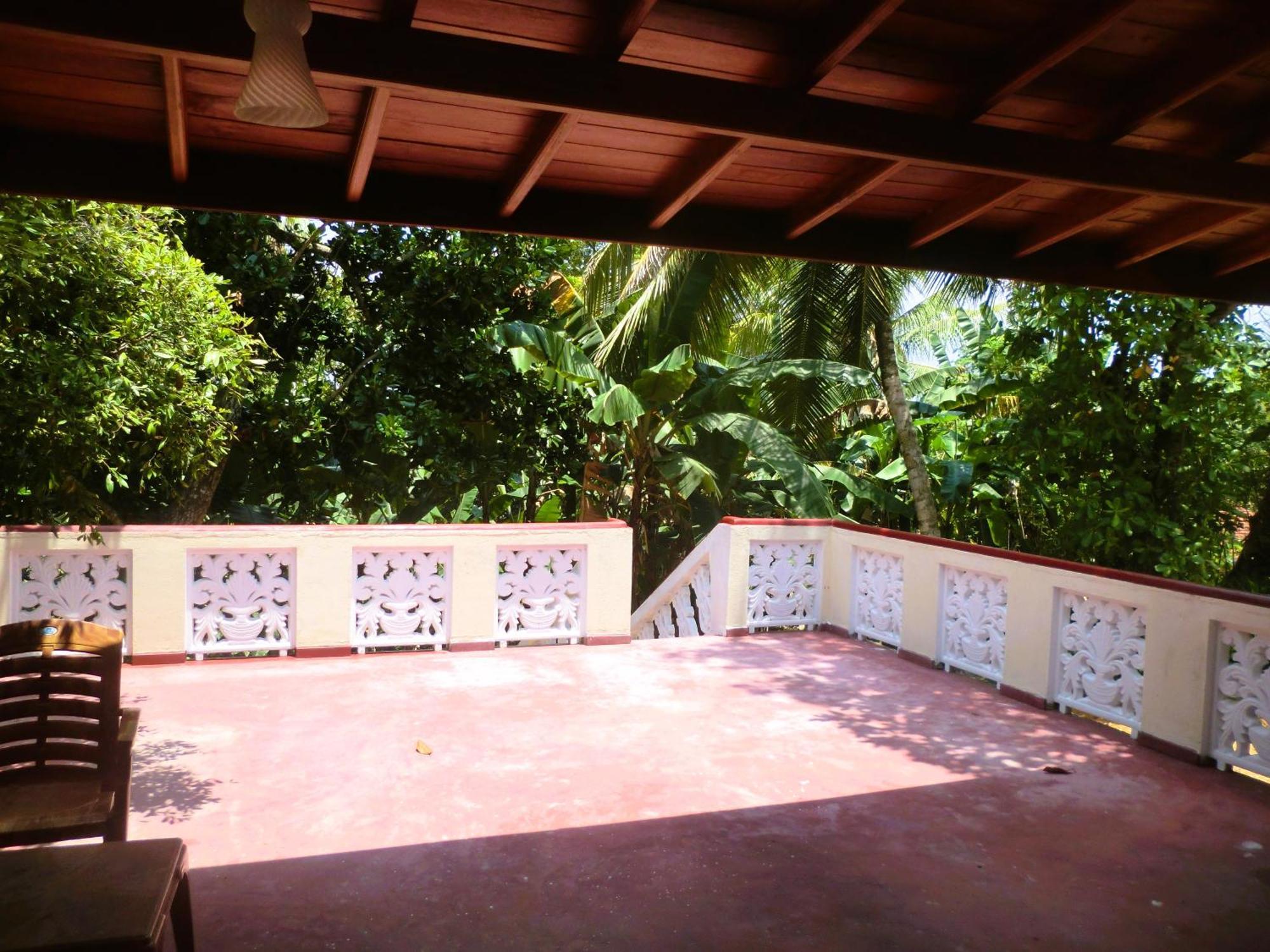 Top Of The Hill Guesthouse Weligama Exterior photo
