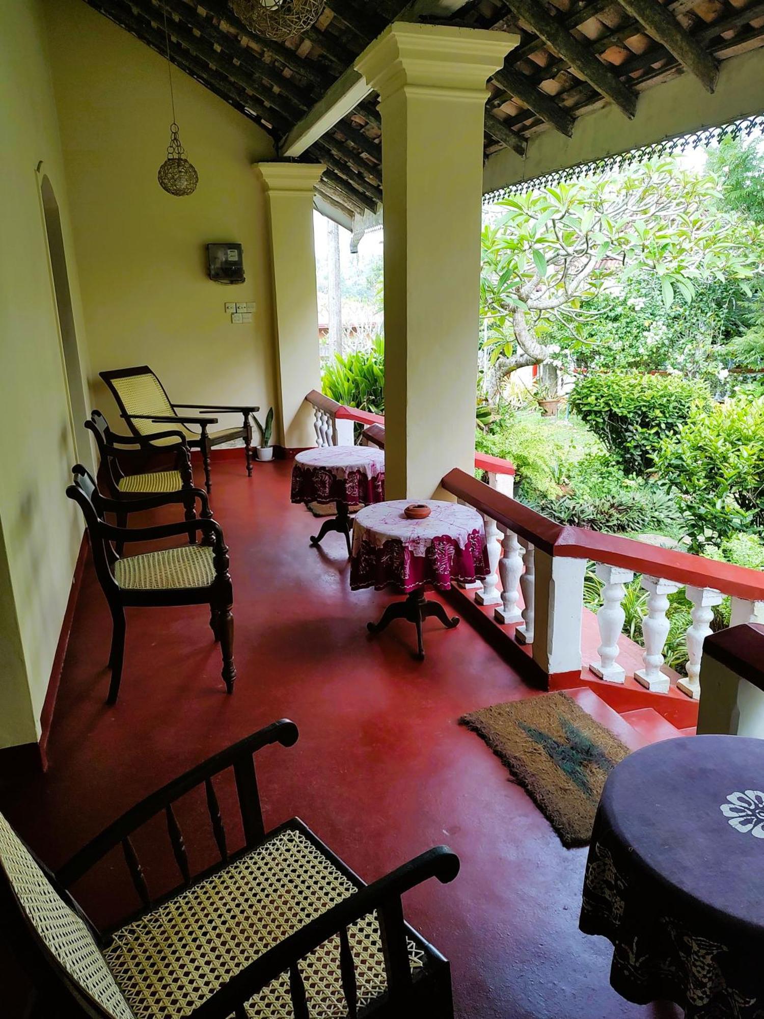 Top Of The Hill Guesthouse Weligama Exterior photo