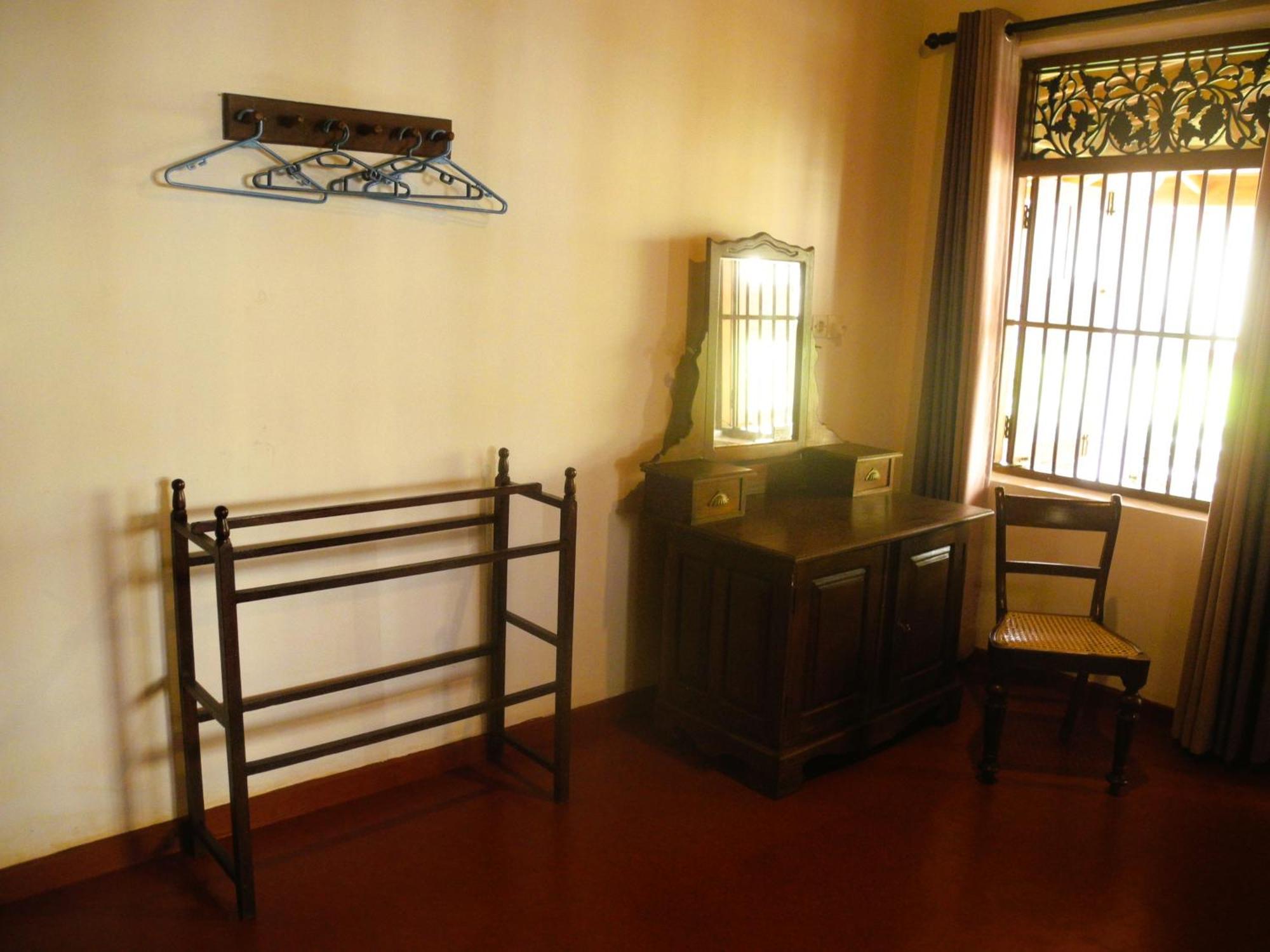Top Of The Hill Guesthouse Weligama Exterior photo